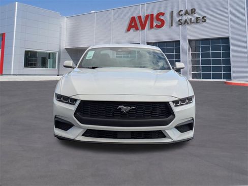 Used 2024 Ford Mustang Premium image 2