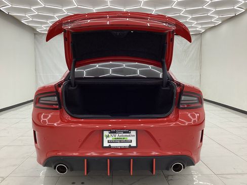 Used 2019 Dodge Charger R/T RWD image 41