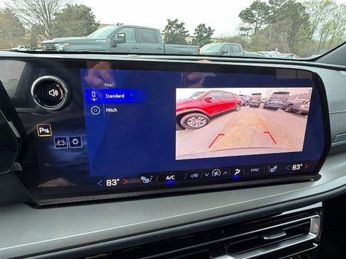 Certified 2026 Chevrolet Traverse LT image 30