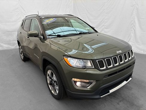 Used 2019 Jeep Compass Limited AWD/4WD image 10