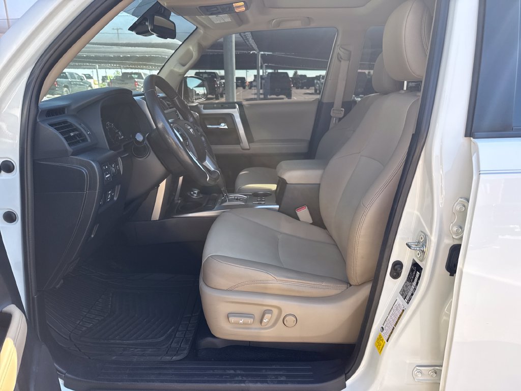 Used 2023 Toyota 4Runner SR5 Premium w/ Moonroof Package AWD/4WD image 22