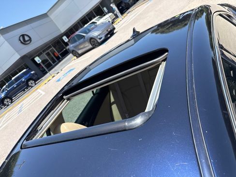 Used 2008 Lexus IS 250 w/ Premium Pkg RWD image 10