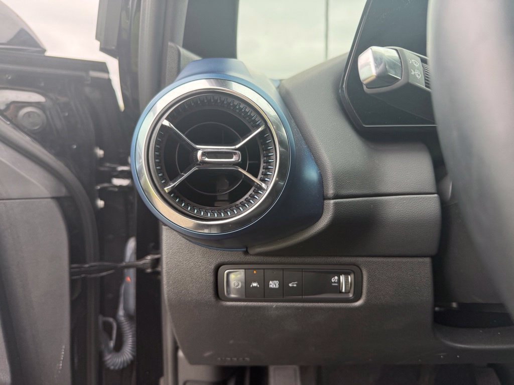 Used 2024 Chevrolet Equinox EV LT w/ LPO, All-Weather Mat Package FWD image 20