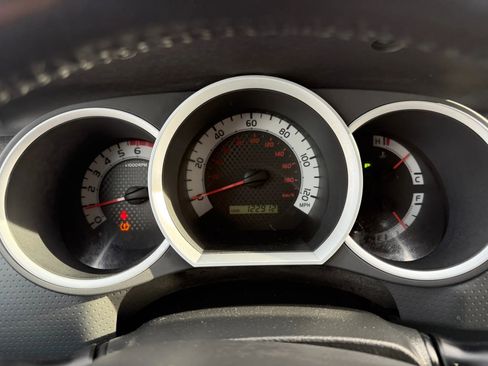 Used 2012 Toyota Tacoma PreRunner w/ SR5 Pkg image 15