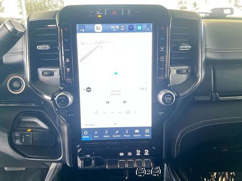 Used 2024 RAM 2500 Limited image 21