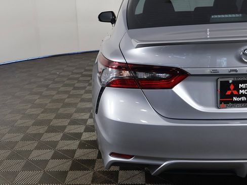 Used 2024 Toyota Camry SE image 13