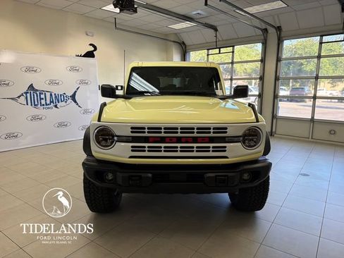 New 2026 Ford Bronco Heritage Edition AWD/4WD image 3