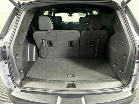 Used 2022 Chevrolet Traverse LT AWD/4WD image 30