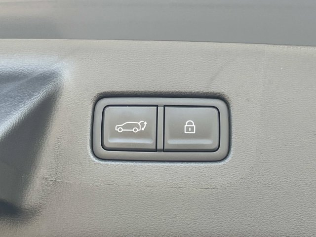 Certified 2025 Hyundai Santa Fe Calligraphy FWD image 13