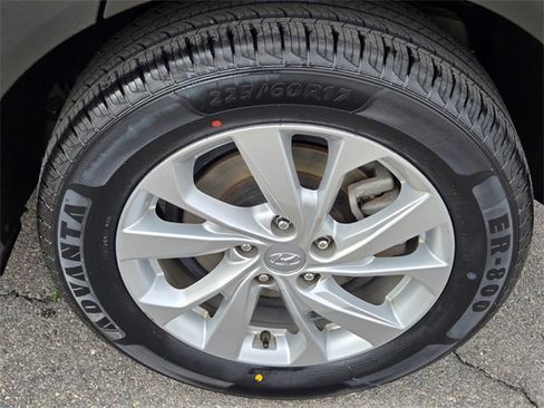 Used 2020 Hyundai Tucson Value w/ Cargo Package image 11