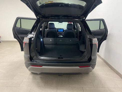 Used 2025 Chevrolet Equinox LT w/ Convenience Package II FWD image 20