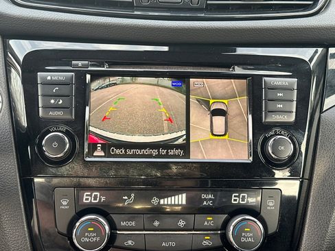 Used 2021 Nissan Rogue Sport SV w/ Technology Package image 28