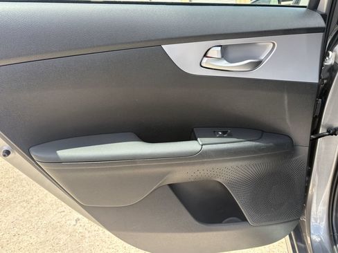 Used 2024 Kia Forte LXS FWD image 22