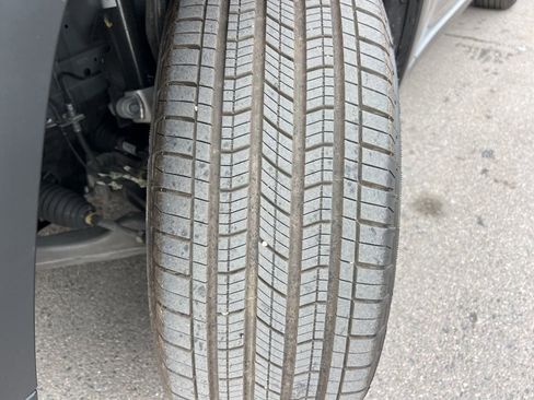 Certified 2025 Jeep Grand Cherokee L Limited w/ Trailer Tow Package image 30