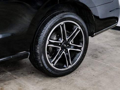 Used 2019 Ford Expedition Limited w/ Equipment Group 303A image 61