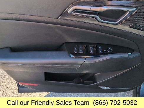 Used 2025 Kia Sportage SX Prestige image 13