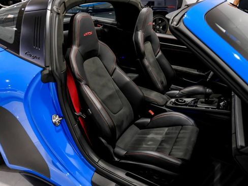 Used 2022 Porsche 911 Targa 4 GTS image 33