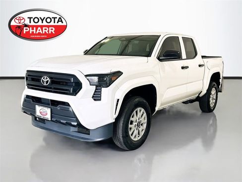 Used 2025 Toyota Tacoma SR RWD image 1