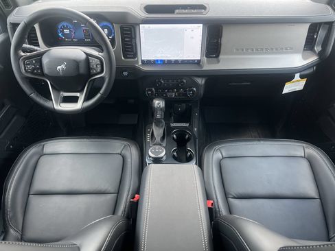 New 2026 Ford Bronco Outer Banks AWD/4WD image 2
