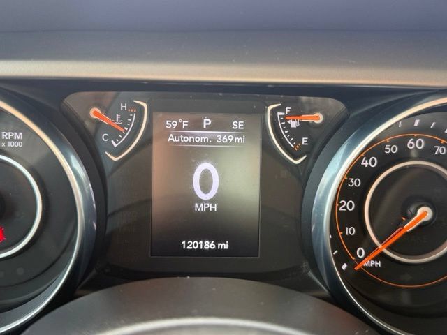 Used 2018 Jeep Wrangler Unlimited Sport S AWD/4WD image 16