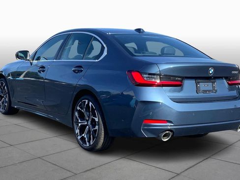 Certified 2025 BMW 330i Sedan image 11