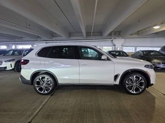 New 2026 BMW X5 sDrive40i w/ Climate Comfort Package RWD video 3