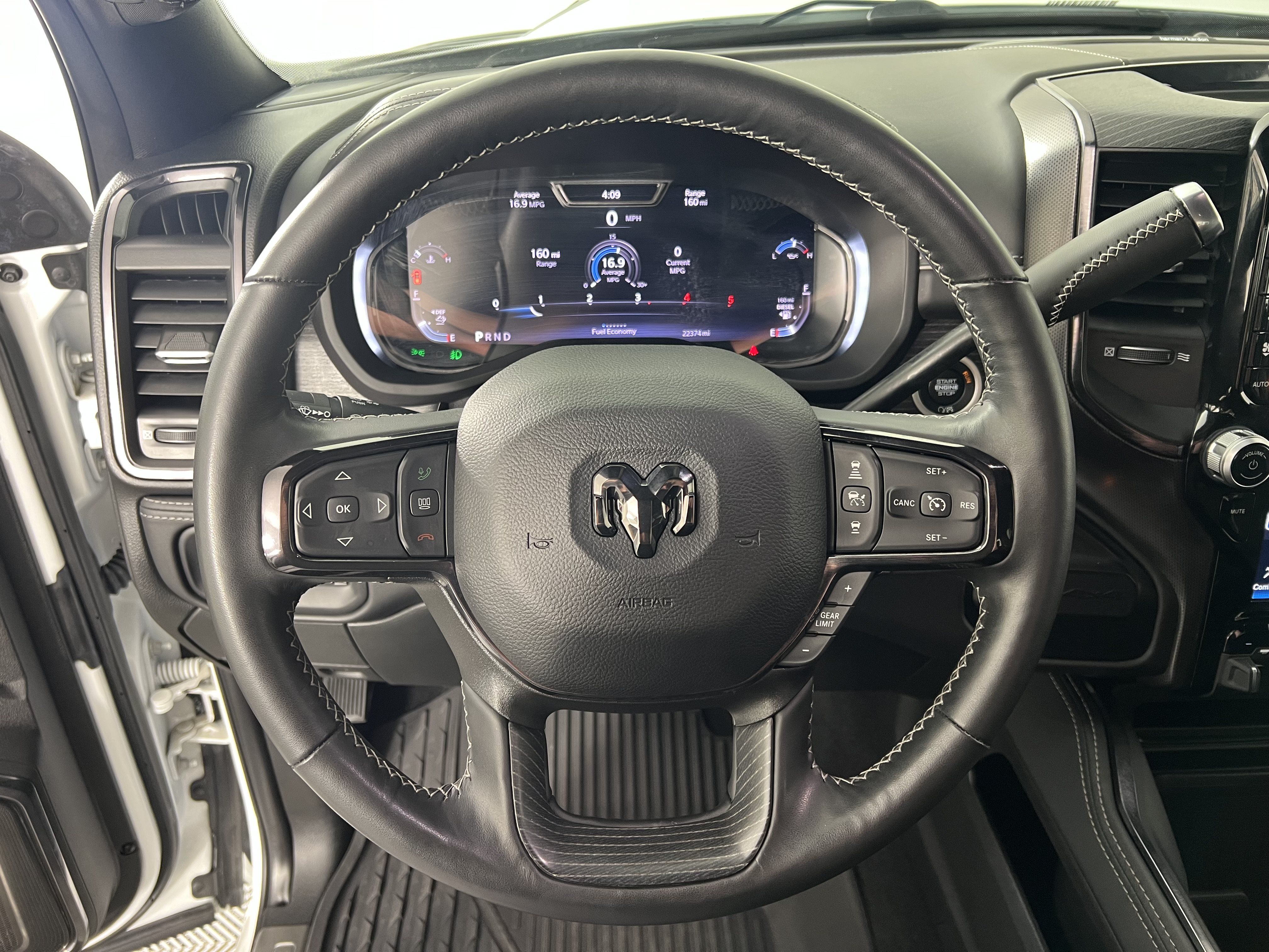 Used 2023 RAM 3500 Limited AWD/4WD image 26