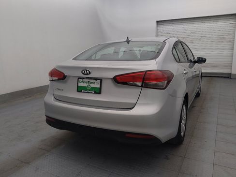 Used 2017 Kia Forte LX w/ LX Popular Package image 7