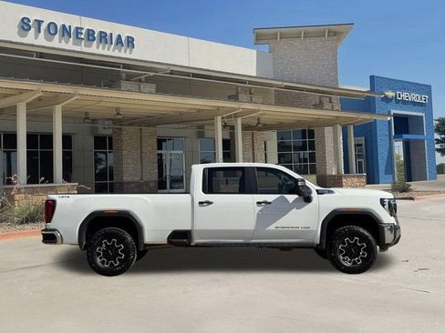 Used 2024 GMC Sierra 2500 Pro w/ Convenience Package AWD/4WD image 4