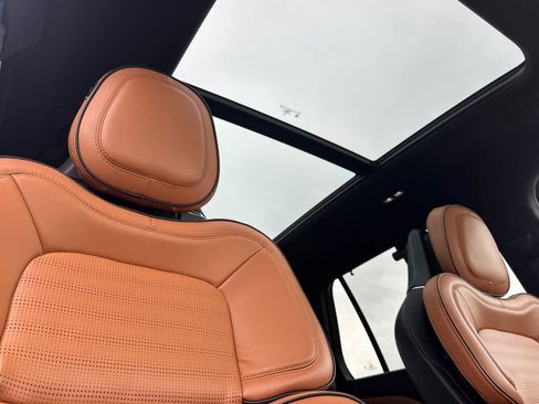 Certified 2023 Lincoln Aviator Black Label image 18