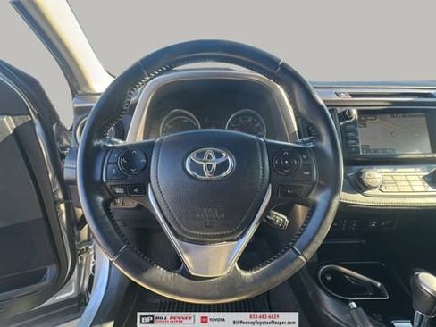 Used 2016 Toyota RAV4 Limited image 17