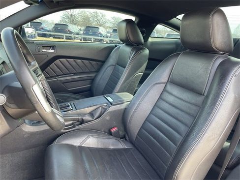 Used 2012 Ford Mustang Premium image 20