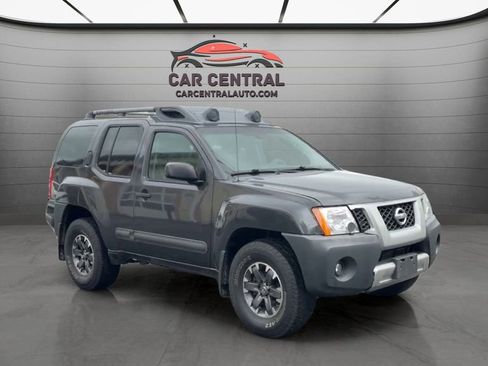 Used 2015 Nissan Xterra PRO-4X AWD/4WD image 7