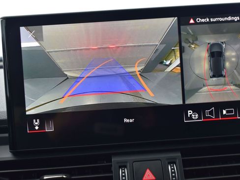 Used 2022 Audi Q5 e Prestige w/ Prestige Package image 15