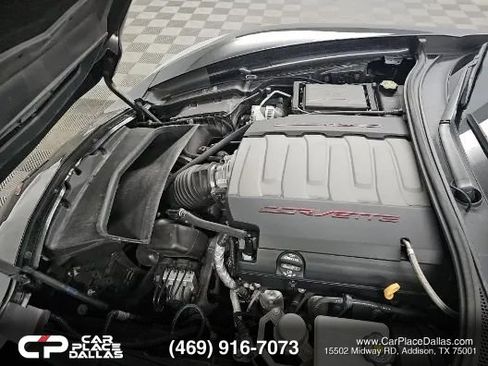 Used 2019 Chevrolet Corvette Stingray Coupe w/ 1LT RWD image 12