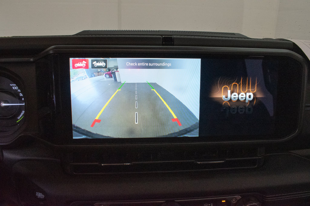 Used 2024 Jeep Wrangler High Altitude AWD/4WD image 16