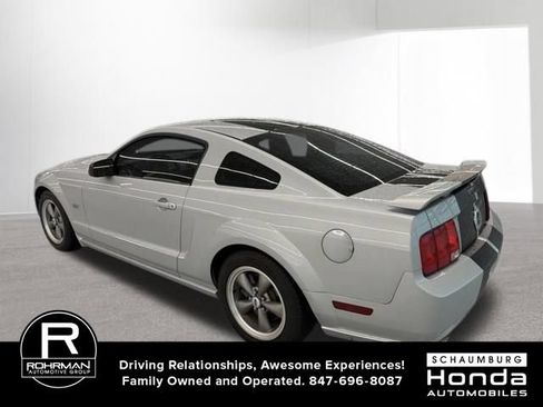 Used 2005 Ford Mustang GT RWD image 6