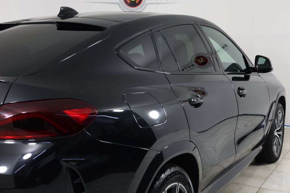 Used 2022 BMW X6 M50i w/ Executive Package AWD/4WD image 45
