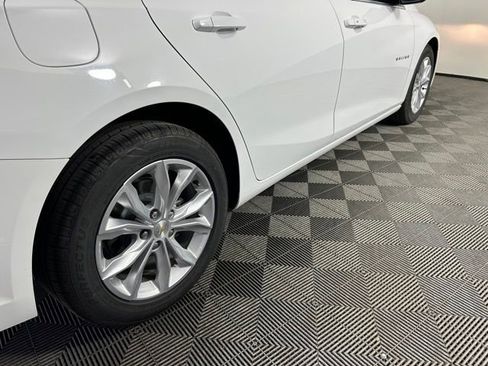 Used 2024 Chevrolet Malibu LT FWD image 6