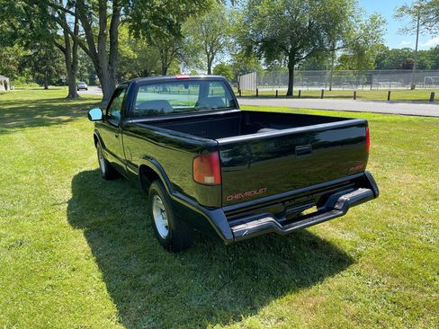 Used 1994 Chevrolet S10 Pickup 2WD Regular Cab image 21