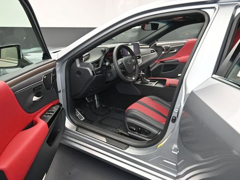 New 2025 Lexus ES 350 F Sport image 13