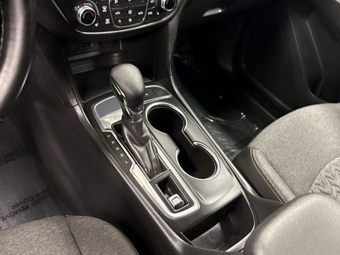 Used 2023 Chevrolet Equinox LT image 9