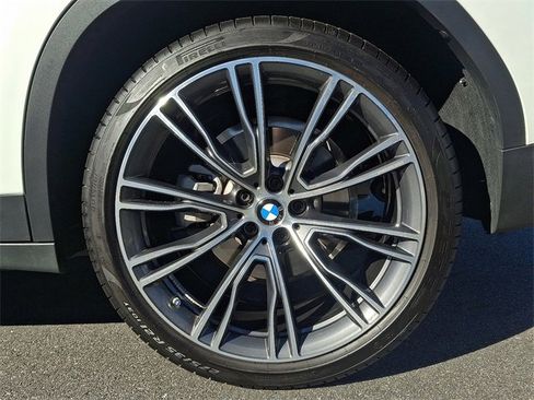 Used 2024 BMW X3 sDrive30i w/ Premium Package image 8