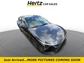 Used 2025 Kia K4 FWD video 1