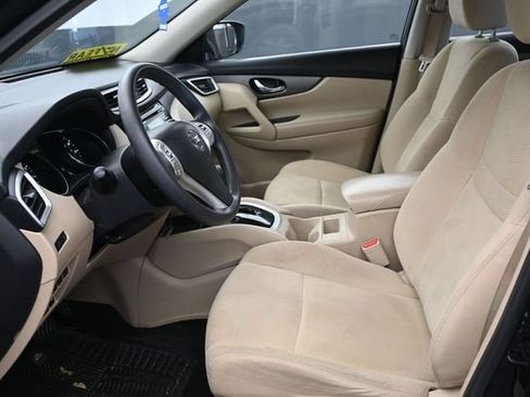 Used 2016 Nissan Rogue S AWD/4WD image 12
