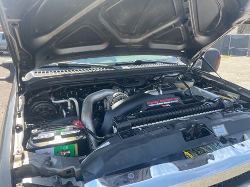 Used 2005 Ford F250 Lariat AWD/4WD image 15