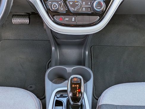 Used 2021 Chevrolet Bolt LT image 19