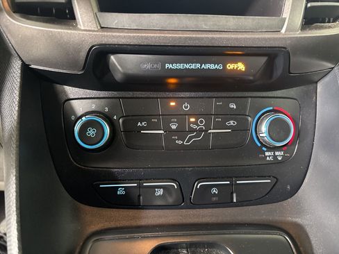 Used 2022 Ford Transit Connect XL image 15