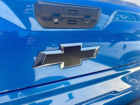 Used 2022 Chevrolet Silverado 1500 RST RWD image 5