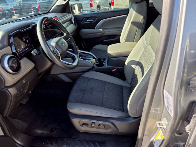 Certified 2024 Chevrolet Colorado ZR2 w/ Technology Package AWD/4WD image 10